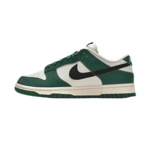 Nike Dunk Low SE “Lottery Pack Malachite Green”